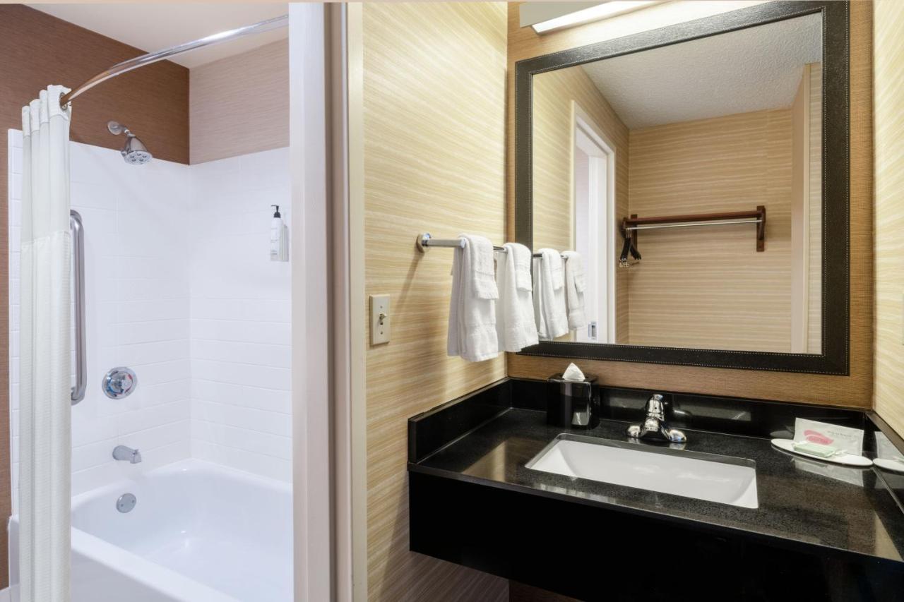 Fairfield Inn & Suites By Marriott Denver Aurora/Medical Center Exterior photo