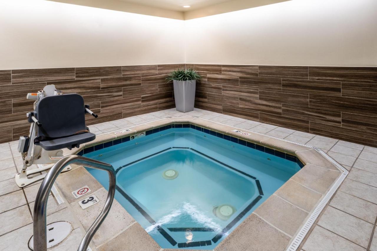 Fairfield Inn & Suites By Marriott Denver Aurora/Medical Center Exterior photo