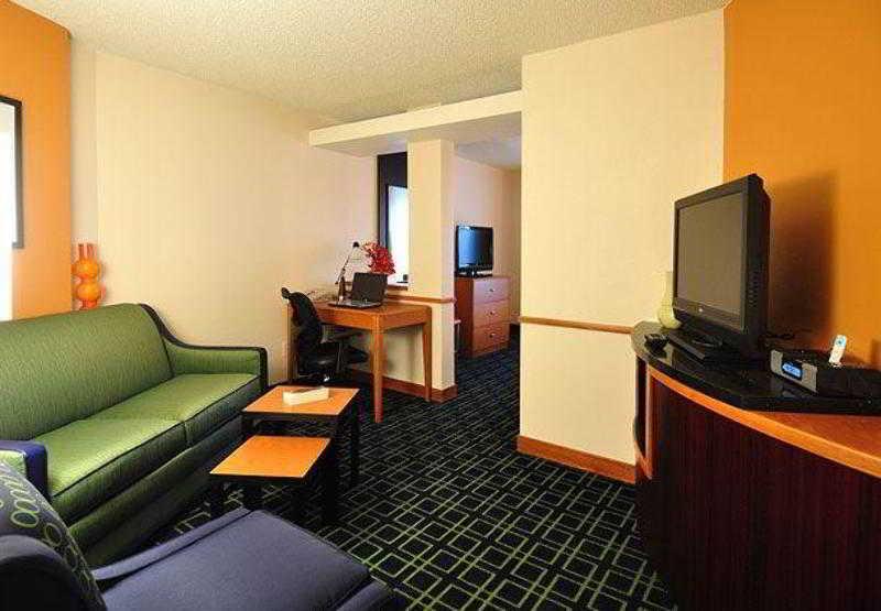 Fairfield Inn & Suites By Marriott Denver Aurora/Medical Center Exterior photo