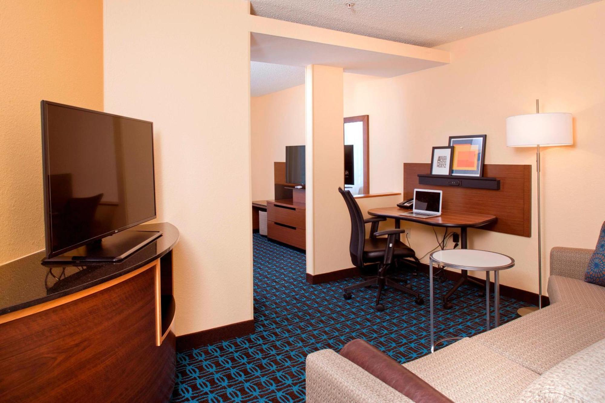 Fairfield Inn & Suites By Marriott Denver Aurora/Medical Center Exterior photo